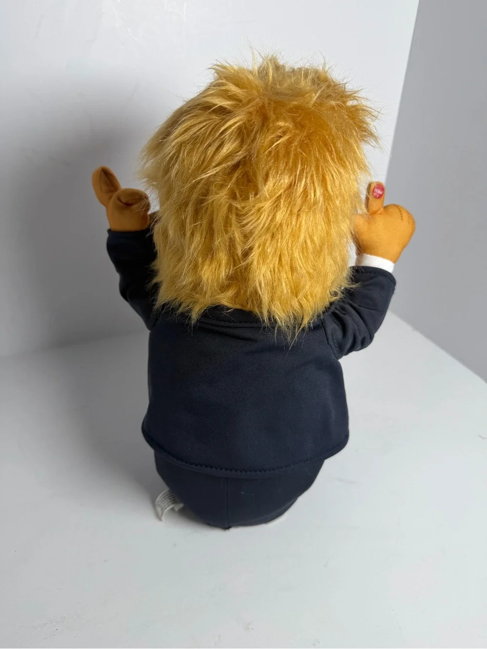 Pull My Finger POTUS Donald Trump Plush Farting Animated Doll NWT